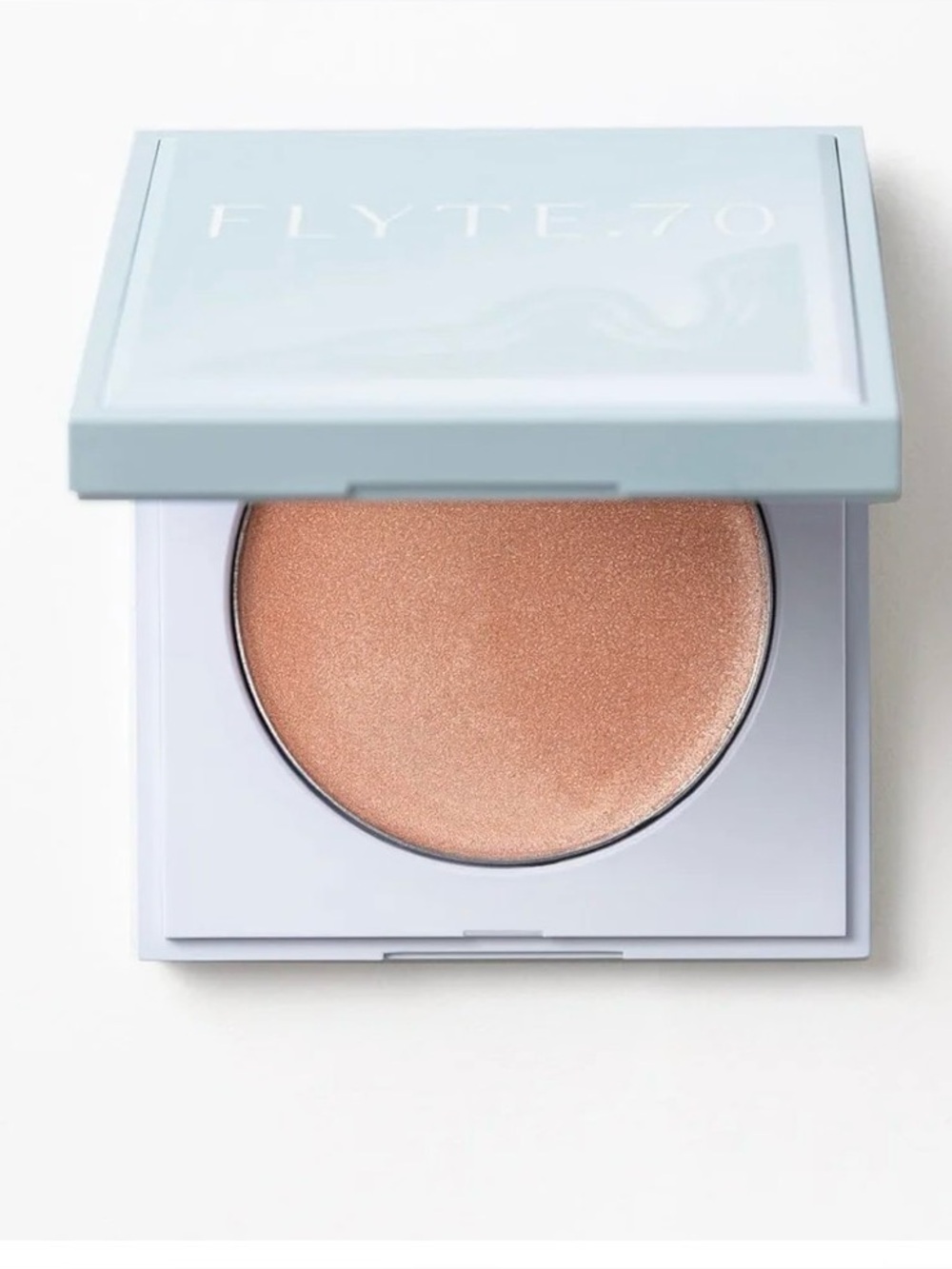 Flyte.70 GlowBack.Lucent
Light Highlighter in Just Like Heaven